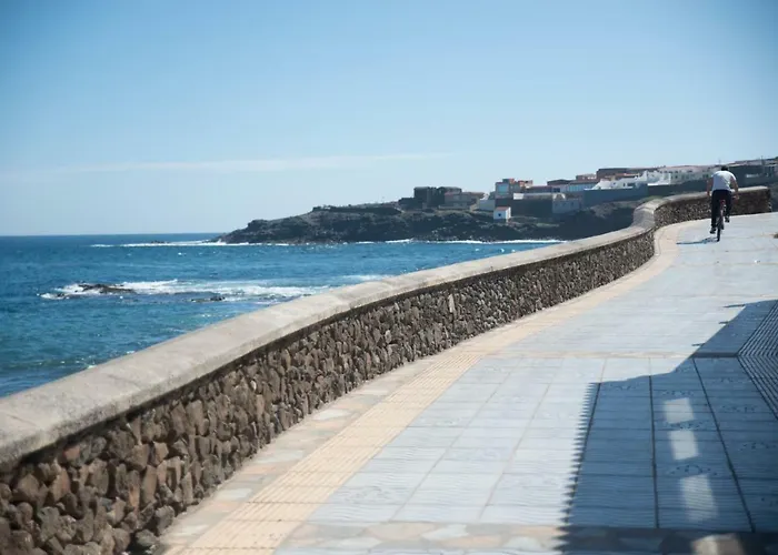 La Dama Del Mar